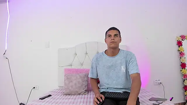 celestederek online show from 11-13-25, 06:12