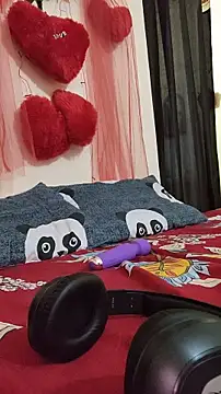 Snapshot of hotestfantasy chatting on 02-15-26, 07:51 hotestfantasy online show from 02-15-26, 07:51