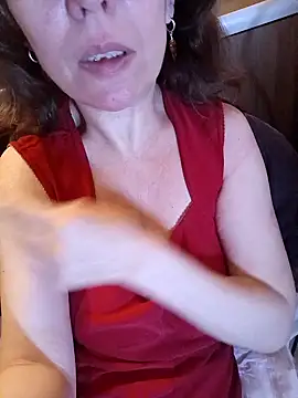 Snapshot of MARYNAMilff chatting on 10-24-25, 03:16 MARYNAMilff online show from 10-24-25, 03:16