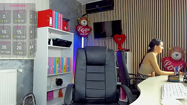 OfficeGirls online show from 06-01-26, 06:07