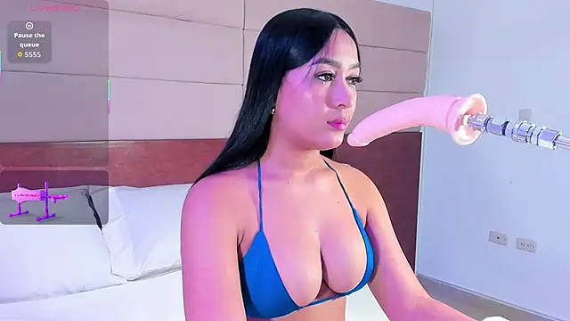 yailin 07 online show from 10-08-25, 07:47