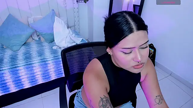 mayukim online show from 12-14-25, 06:57