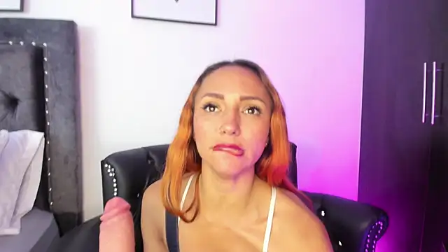 Kelseyfoxy  online show from 04-29-26, 05:30