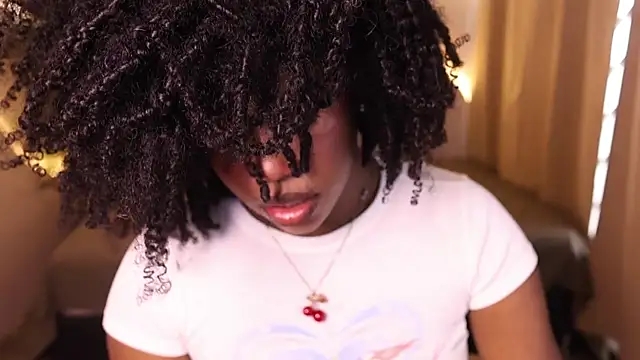 kehlannis  online show from 10-09-25, 07:47