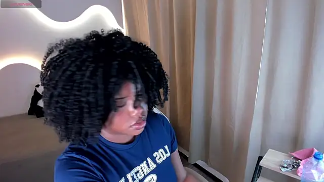 kehlannis  online show from 11-05-25, 08:12