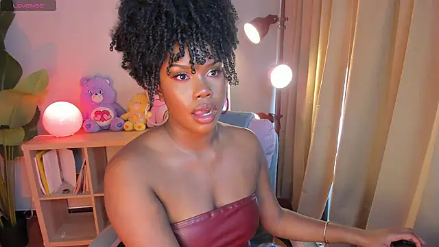 kehlannis  online show from 03-19-26, 07:47