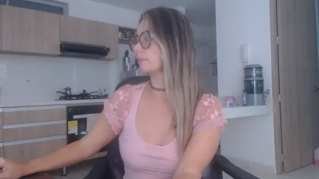 LovePaula online show from 12-03-25, 12:26