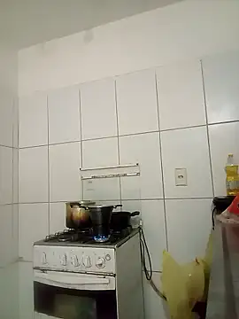 Snapshot of PrettahSantos chatting on 01-18-26, 04:54 PrettahSantos online show from 01-18-26, 04:54