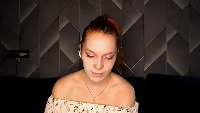 FoxLina online show from 10-25-25, 08:09