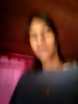 Snapshot of Couple_Moth666 chatting on 10-12-25, 03:46 Couple Moth666 online show from 10-12-25, 03:46