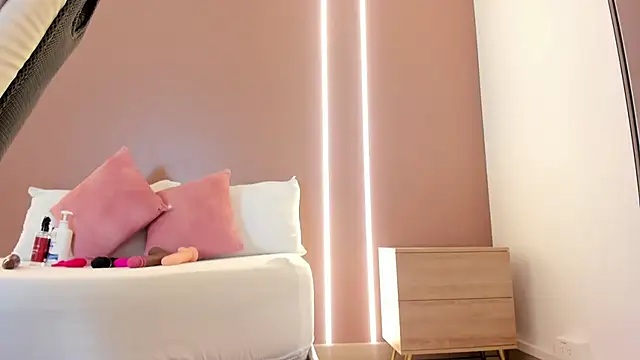 zoee zi online show from 02-26-26, 06:52