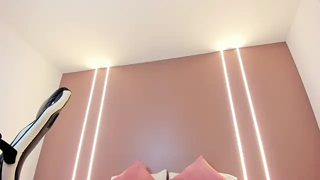 zoee zi online show from 03-09-26, 08:23