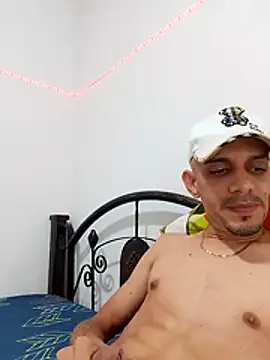 LATINO27CM online show from 10-23-25, 12:20