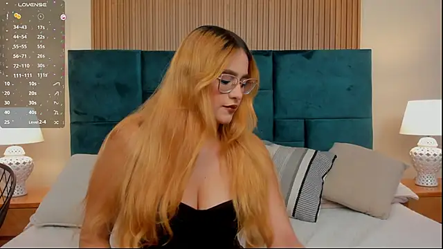 Amber kiss  online show from 05-20-26, 07:11