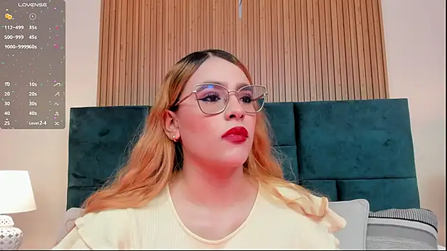 Amber kiss  online show from 05-18-26, 06:56