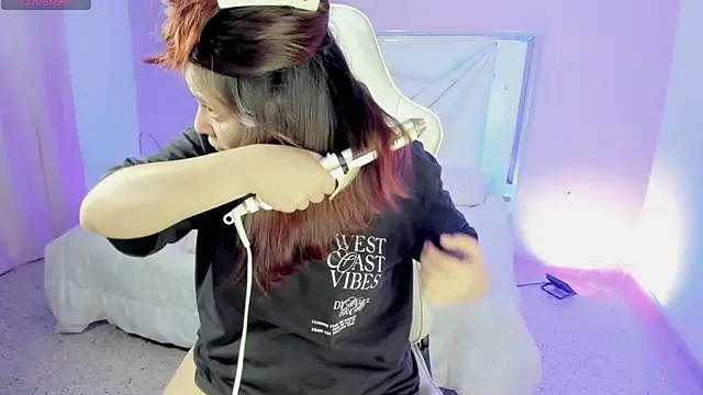 Isabela saenz online show from 10-08-25, 03:19