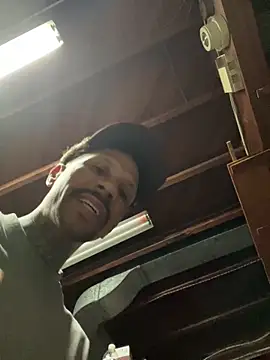 smuckle899 online show from 03-10-26, 01:42