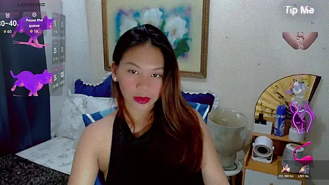 Prettypreggy online show from 03-15-26, 12:56