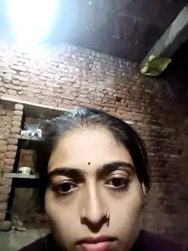 Snapshot of SexyDolly99 chatting on 10-28-25, 11:58 SexyDolly99 online show from 10-28-25, 11:58