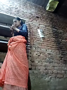 Snapshot of SexyDolly99 chatting on 09-25-25, 10:32 SexyDolly99 online show from 09-25-25, 10:32