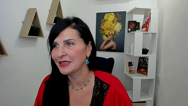 Moon Veloure1 online show from 09-30-25, 07:42
