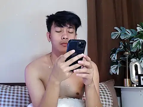 Snapshot of niel_cumshow chatting on 02-26-26, 02:06 niel cumshow online show from 02-26-26, 02:06