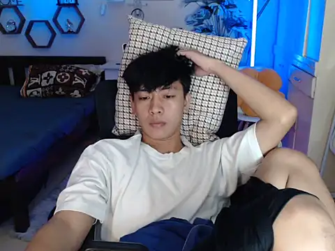 niel cumshow online show from 12-19-25, 08:06