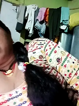 Snapshot of Haliya88 chatting on 10-19-25, 03:04 Haliya88 online show from 10-19-25, 03:04