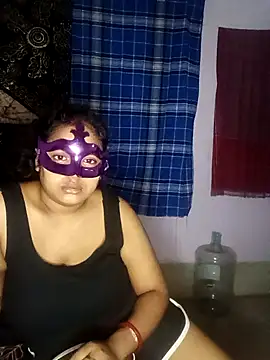 Deborbhavi222 online show from 11-06-25, 09:41