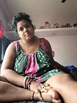 Snapshot of Deborbhavi222 chatting on 03-07-26, 10:32 Deborbhavi222 online show from 03-07-26, 10:32