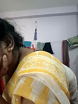 Snapshot of Deborbhavi222 chatting on 02-11-26, 04:56 Deborbhavi222 online show from 02-11-26, 04:56