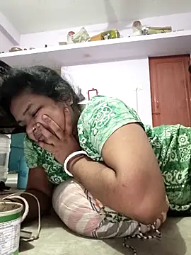 Deborbhavi222 online show from 05-07-26, 11:24