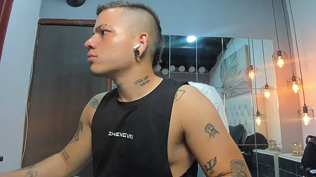 wildthor26 online show from 02-14-26, 04:45