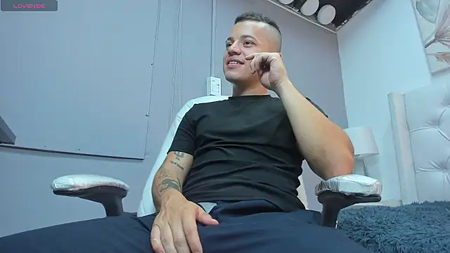 wildthor26 online show from 02-13-26, 04:01