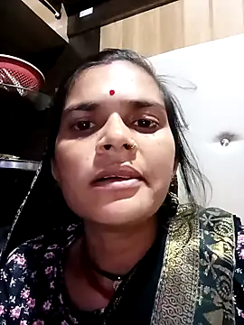 Snapshot of KumariPayal chatting on 09-23-25, 04:03 KumariPayal online show from 09-23-25, 04:03