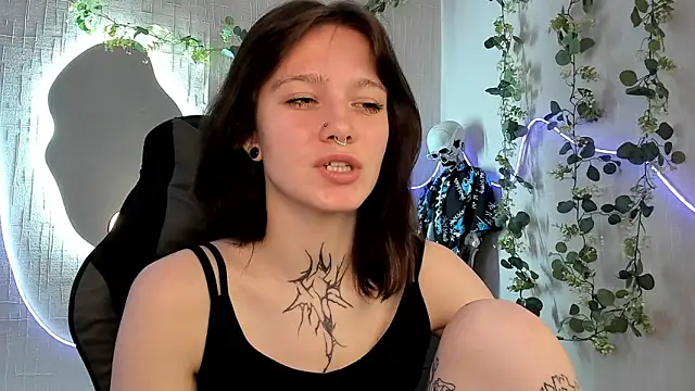 Elastikisss online show from 04-15-26, 07:36