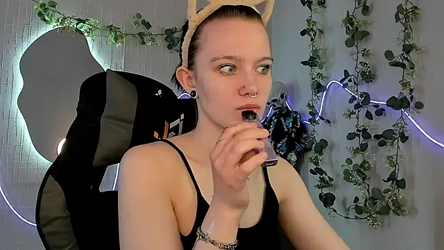 Elastikisss online show from 04-11-26, 08:18