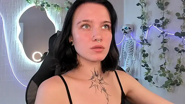 Snapshot of Elastikisss chatting on 07-18-26, 08:34 Elastikisss online show from 07-18-26, 08:34