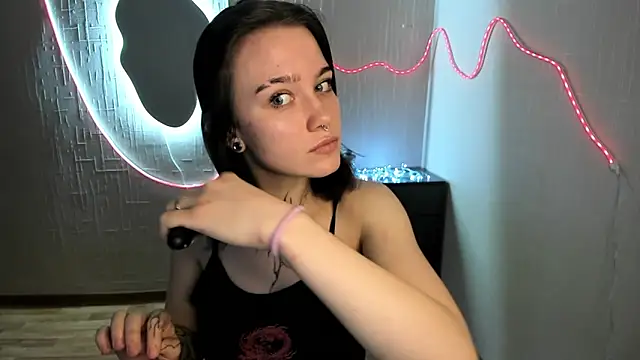 Elastikisss online show from 02-23-26, 04:14