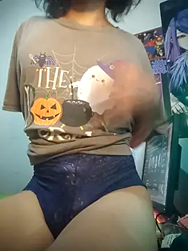 Snapshot of Maxxxine6_9 chatting on 10-05-25, 09:38 Maxxxine6 9 online show from 10-05-25, 09:38