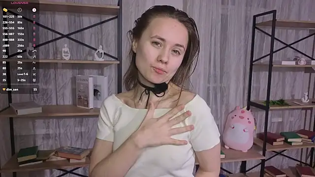 Crysta1Eva  online show from 05-09-26, 08:23