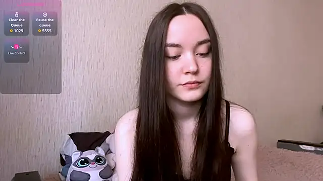 VividSienna online show from 05-03-26, 05:45
