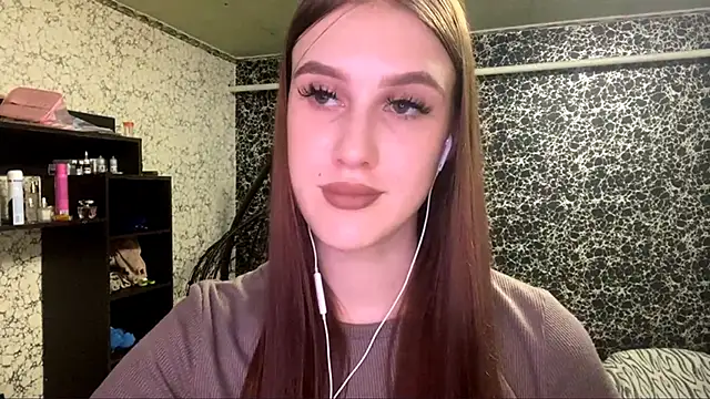 Snapshot of RanaBostel chatting on 10-23-25, 09:02 RanaBostel online show from 10-23-25, 09:02