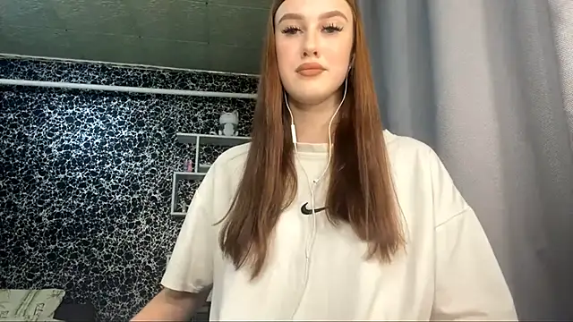 Snapshot of RanaBostel chatting on 09-30-25, 08:15 RanaBostel online show from 09-30-25, 08:15
