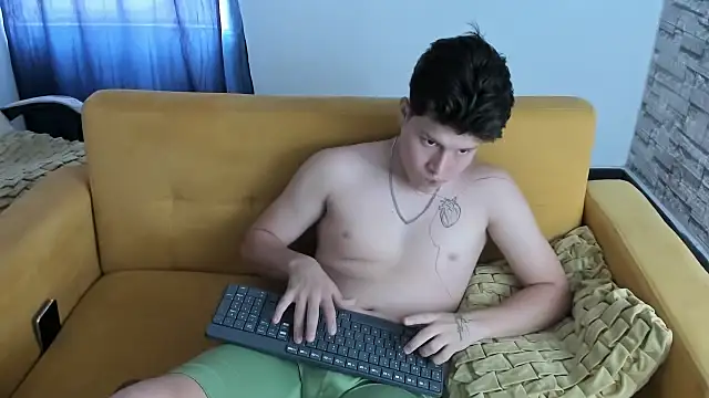 daniel leon online show from 04-10-26, 06:48