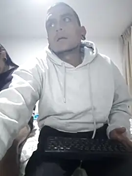 Carlandelli1 online show from 12-03-25, 03:07