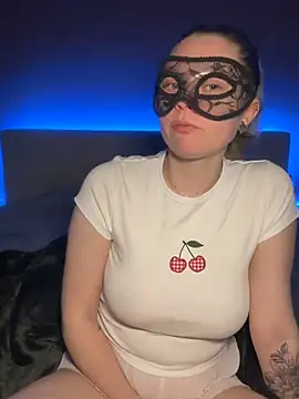 Cherrycolada online show from 05-22-26, 09:35