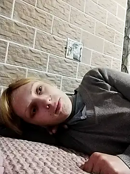 Ponka2011 online show from 09-28-25, 04:52