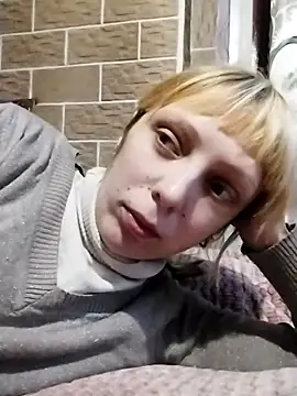 Ponka2011 online show from 11-18-25, 06:28