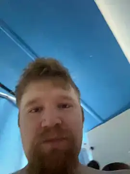 Foxy-lover online show from 10-26-25, 04:51